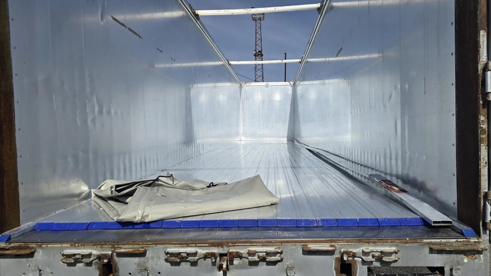 Полуремарке Reisch 92 куб./тара  7500 кг./ нов под, снимка 12 - Ремаркета - 53755622