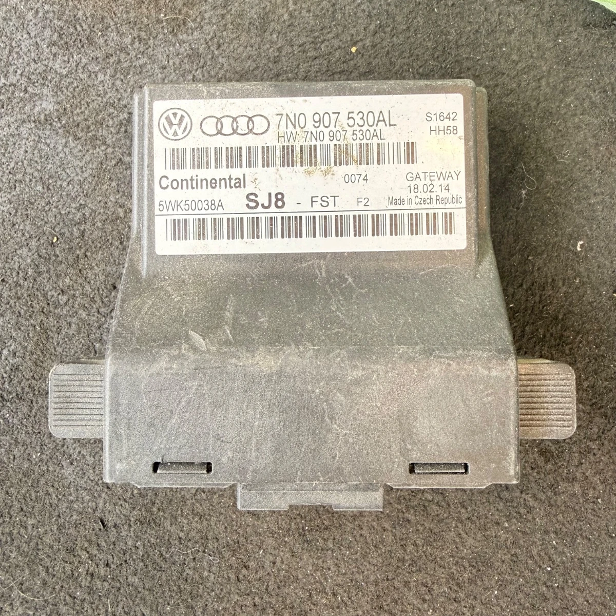 Gateway модул за Volkswagen 7N0907530AL-1371