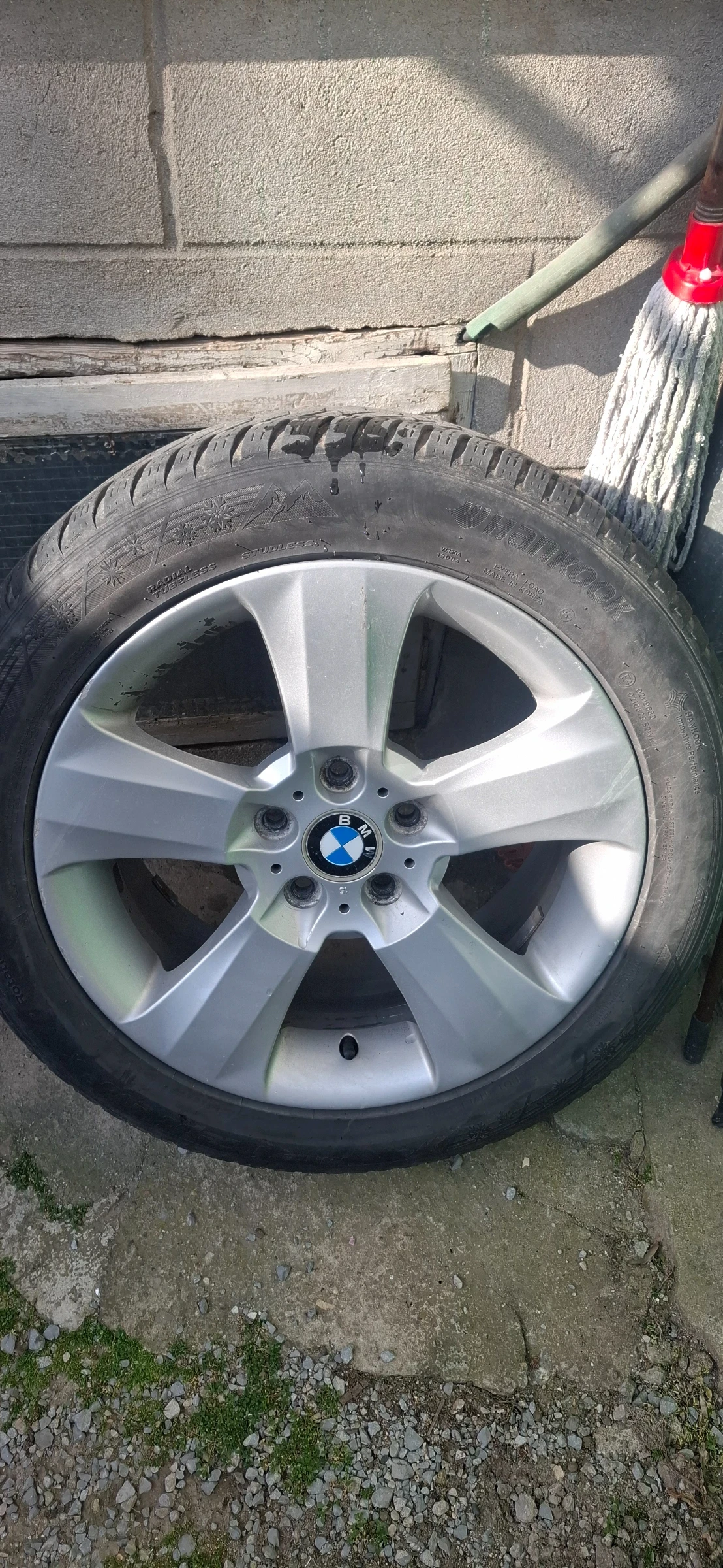 Гуми с джанти Hankook 235/50R18, снимка 2 - Гуми и джанти - 53850474