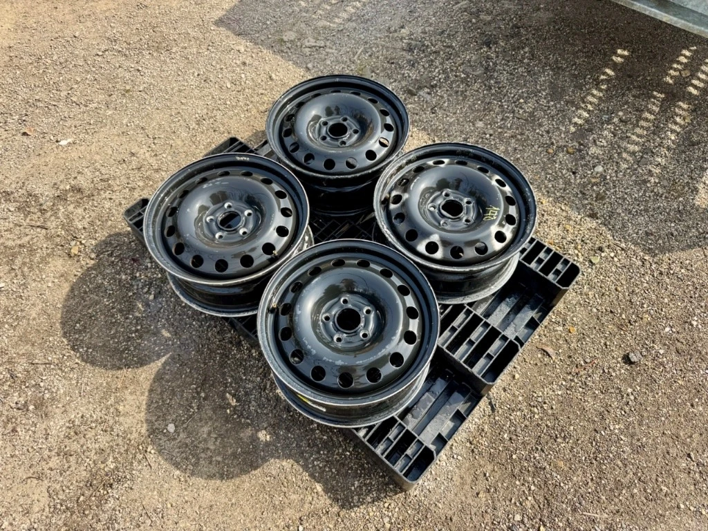 Джанти за Renault Kangoo, снимка 3 - Гуми и джанти - 55699133
