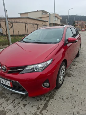 Toyota Auris 1.6 VVT-I 132кс 6 ск. нави камера топ състояние, снимка 10