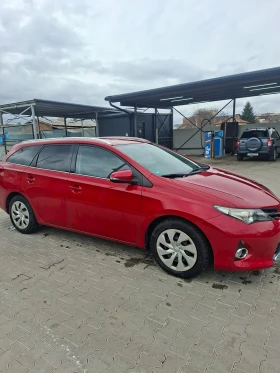 Toyota Auris 1.6 VVT-I 132кс 6 ск. нави камера топ състояние, снимка 3