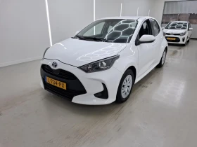Toyota Yaris 1.5 Active - Hybrid, снимка 1