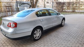 VW Passat 2.0 TDI HI LINE 6ск. - 2800 € / 5476.32 лв. - 63667190 5