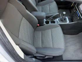 Toyota Auris 1.6i* СЕРВИЗНА КНИЖКА С  ПЪЛНА СЕРВИЗНА ИСТОРИЯ  | Auto.bg — изображение 13