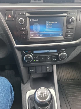 Toyota Auris 1.6 VVT-I 132кс 6 ск. нави камера топ състояние | Auto.bg — изображение 8