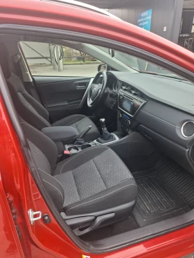 Toyota Auris 1.6 i 132кс 6 ск. нави камера топ състояние  | Auto.bg — изображение 16