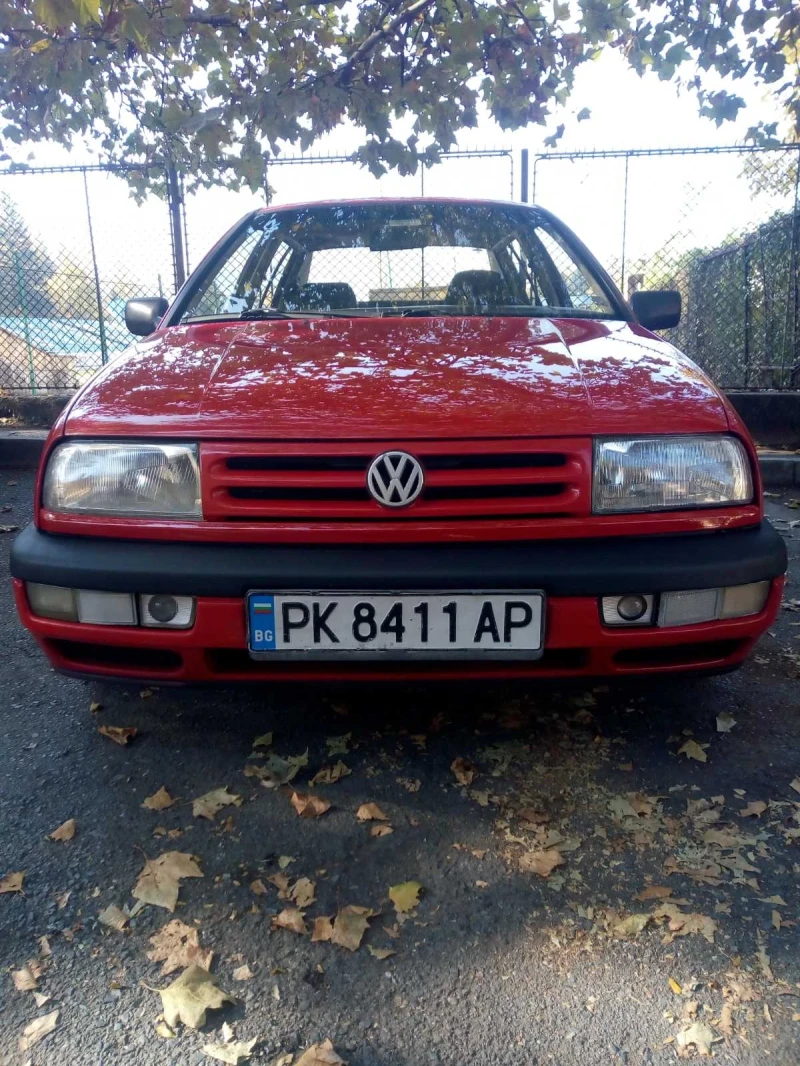 VW Vento, снимка 1 - Автомобили и джипове - 47738078