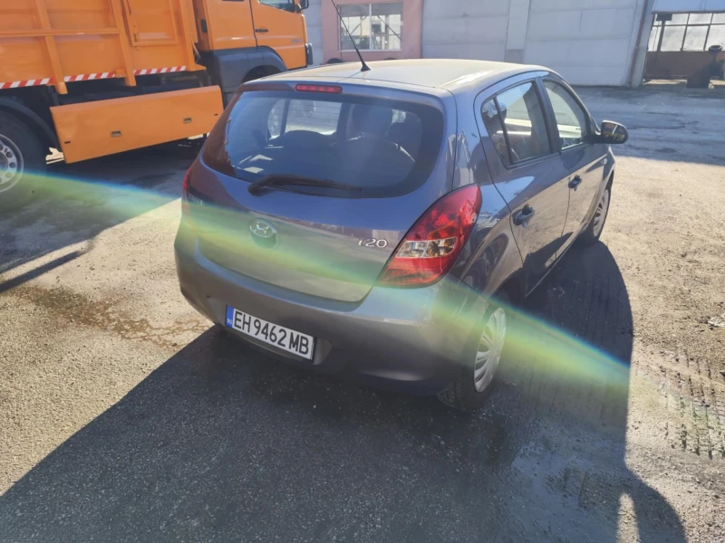 Hyundai I20, снимка 2 - Автомобили и джипове - 48518260