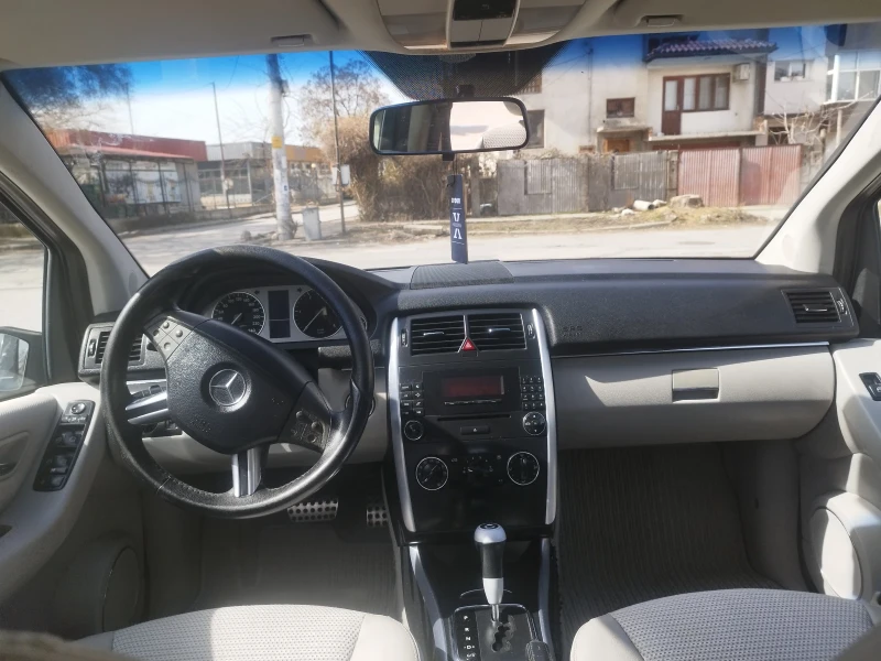 Mercedes-Benz B 200 1.9CDI, снимка 8 - Автомобили и джипове - 49489752