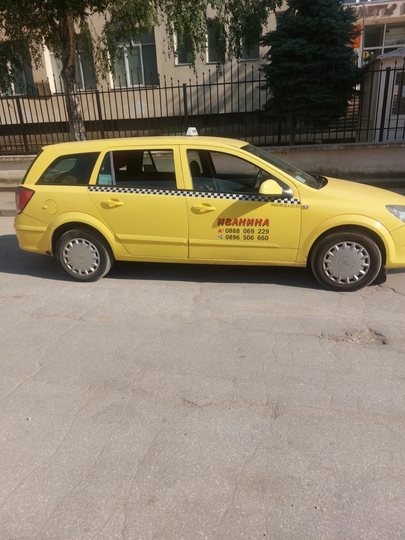 Opel Astra, снимка 2 - Автомобили и джипове - 51382673