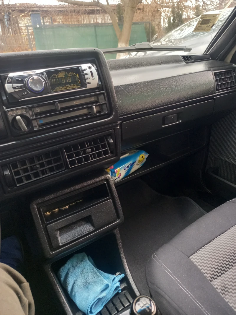 VW Golf Хечбек, снимка 10 - Автомобили и джипове - 52637346