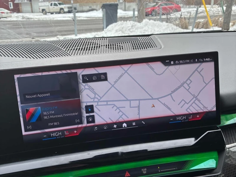 BMW i5 * M60 xDrive * CARFAX * БЕЗ ПЪРВОНАЧАЛНА ВНОСКА, снимка 11 - Автомобили и джипове - 52745364