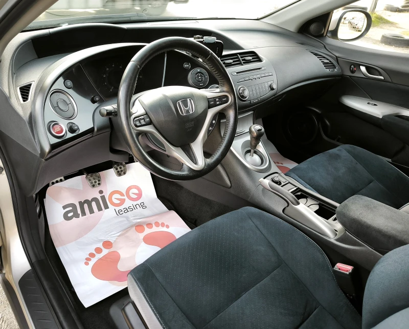 Honda Civic 1.8i, снимка 8 - Автомобили и джипове - 52900316