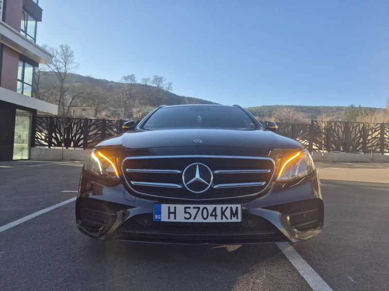 Mercedes-Benz E 220, снимка 2 - Автомобили и джипове - 52949878