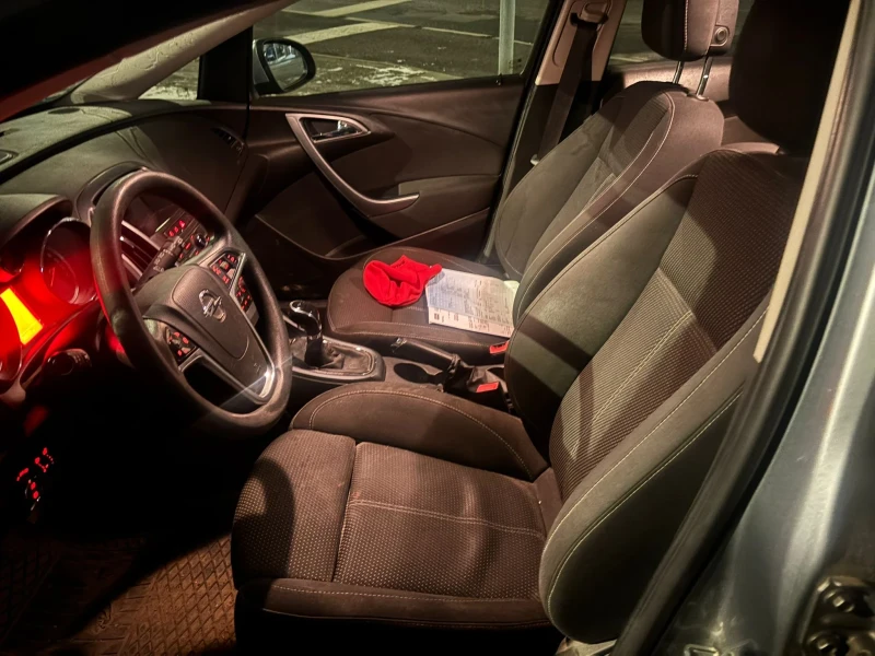 Opel Astra, снимка 7 - Автомобили и джипове - 53234850