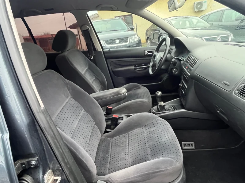 VW Golf 1.9TDI 90кс, снимка 9 - Автомобили и джипове - 53285985
