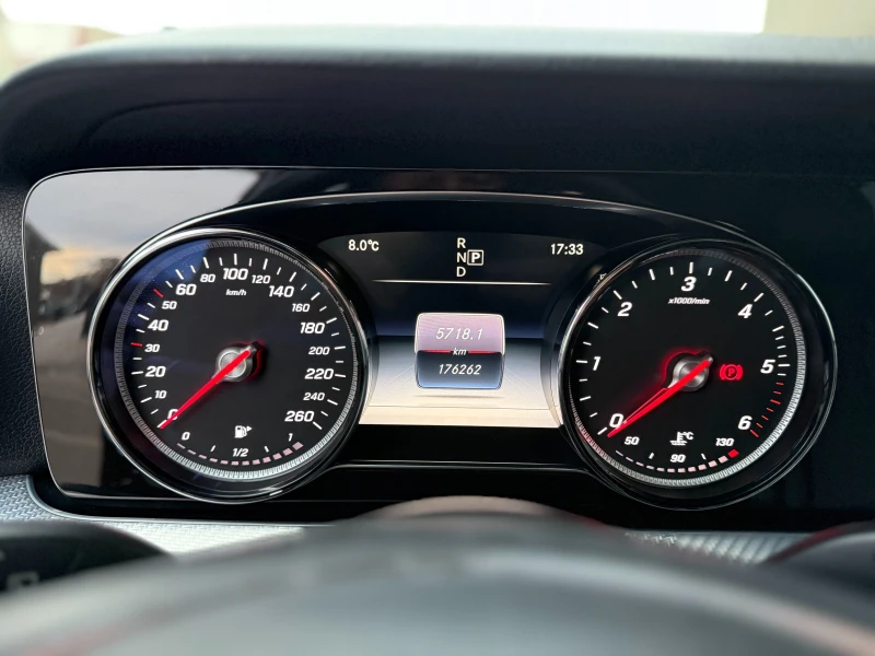 Mercedes-Benz E 220 All Terrain 6 МЕСЕЦА ГАРАНЦИЯ/195к.с. 4 Matic, снимка 14 - Автомобили и джипове - 53570086