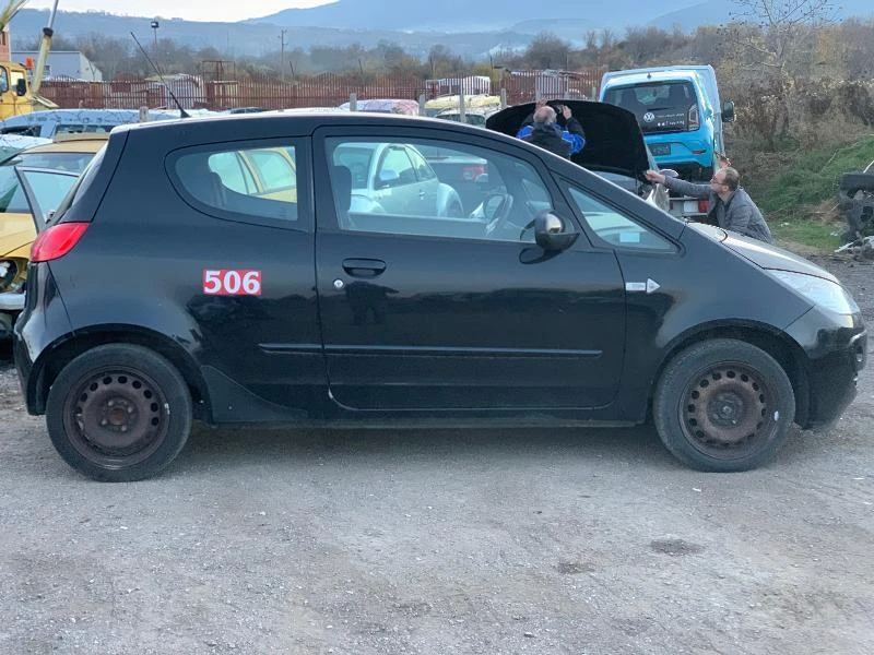 Mitsubishi Colt Vi,1.5DID,68кс.2008г.Facelift, снимка 5 - Автомобили и джипове - 34786293