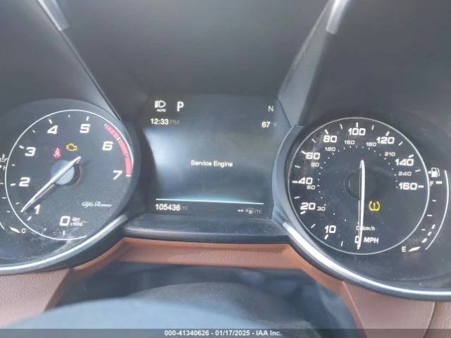 Alfa Romeo Giulia AWD* ПАНО* 360* КАМЕРИ* , снимка 10 - Автомобили и джипове - 54343316