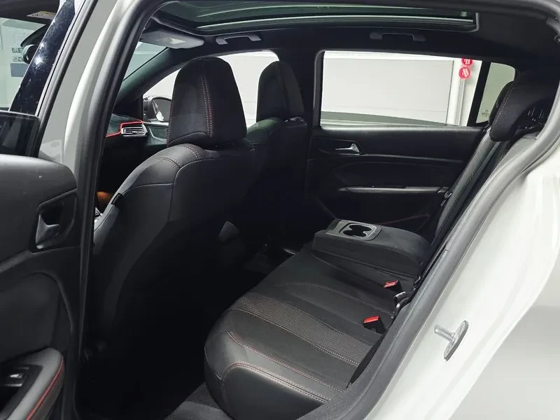 Peugeot 308 1.5 Bluehdi Gt Line | Mobile.bg � ����������� 11