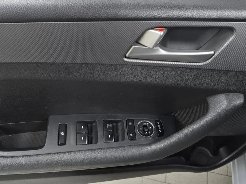 Hyundai Sonata Lpi, снимка 17 - Автомобили и джипове - 56068836