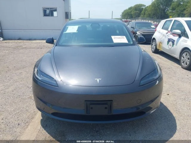 Tesla Model 3 LONG RANGE RWD* PANORAMA* DISTRONIC* ПОДГРЕВ* , снимка 8 - Автомобили и джипове - 56225669
