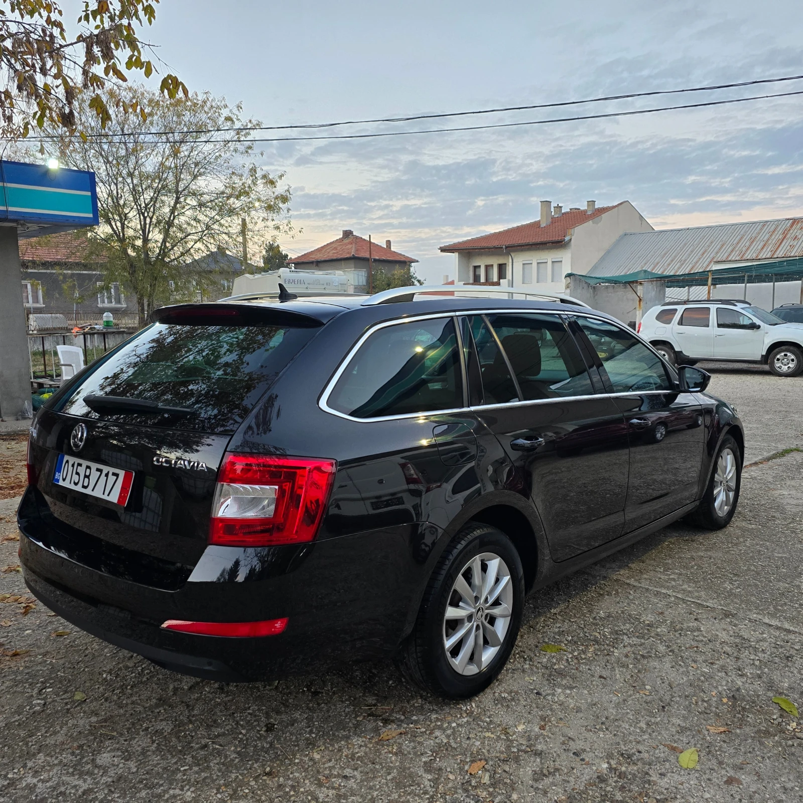 Skoda Octavia 1.6 TDI NAVI AVTOMAT LED XENON EURO 6  - изображение 7