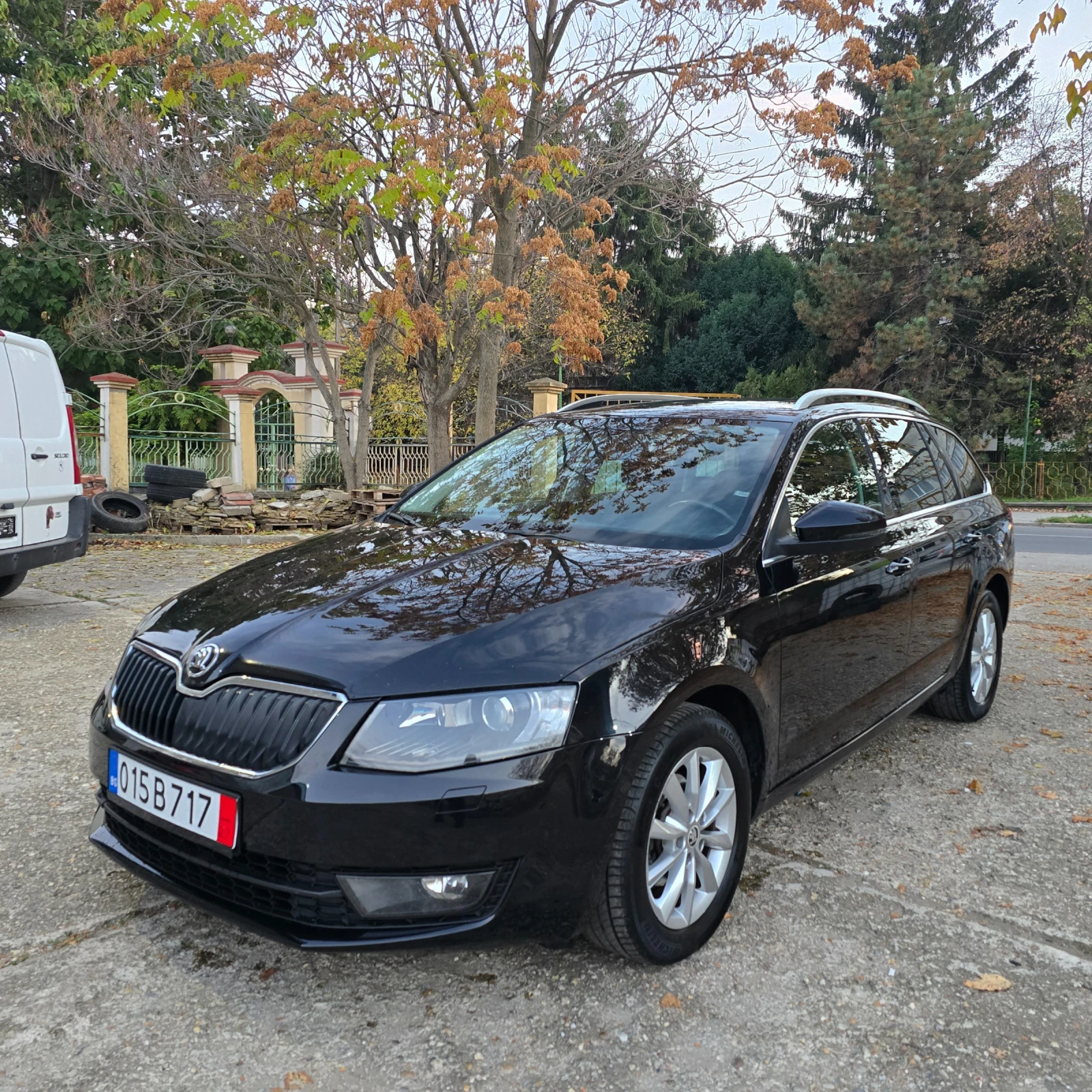 Skoda Octavia 1.6 TDI NAVI AVTOMAT LED XENON EURO 6  - [1] 