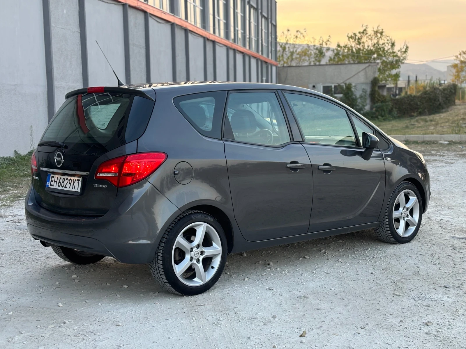 Opel Meriva 1.4  - изображение 5