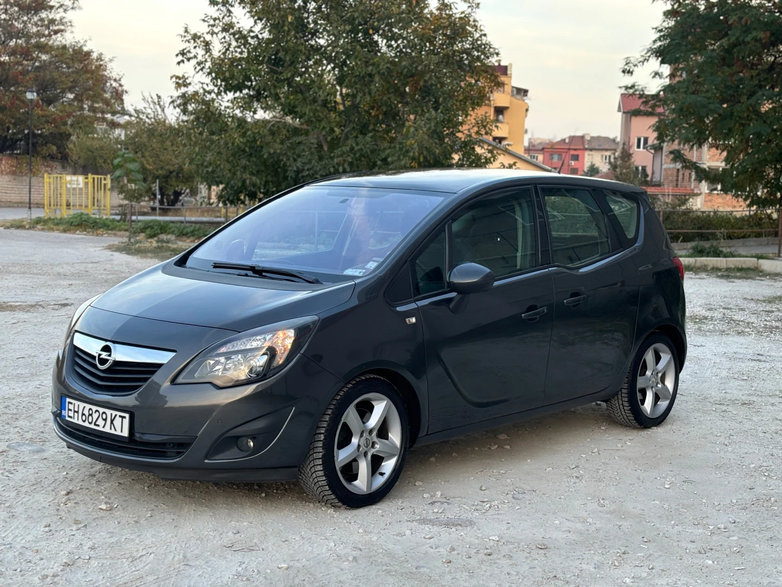 Opel Meriva 1.4  - изображение 9