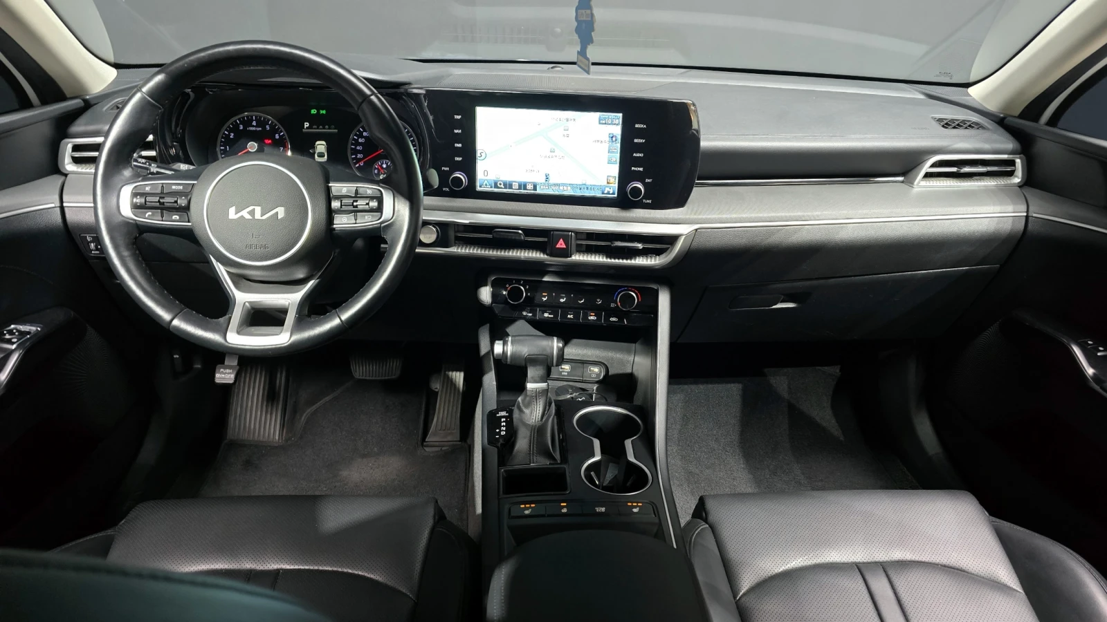 Kia K5 2.0LPI STANDARD - изображение 6