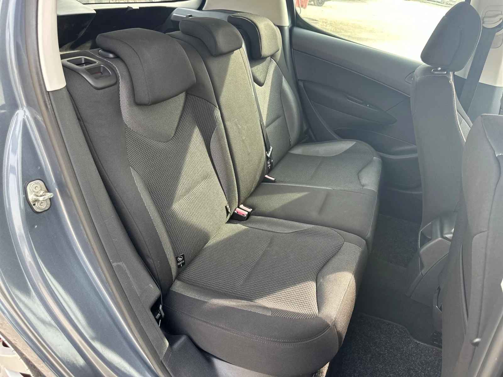 Peugeot 308 1.6HDI 90HP /  /   | Mobile.bg   13