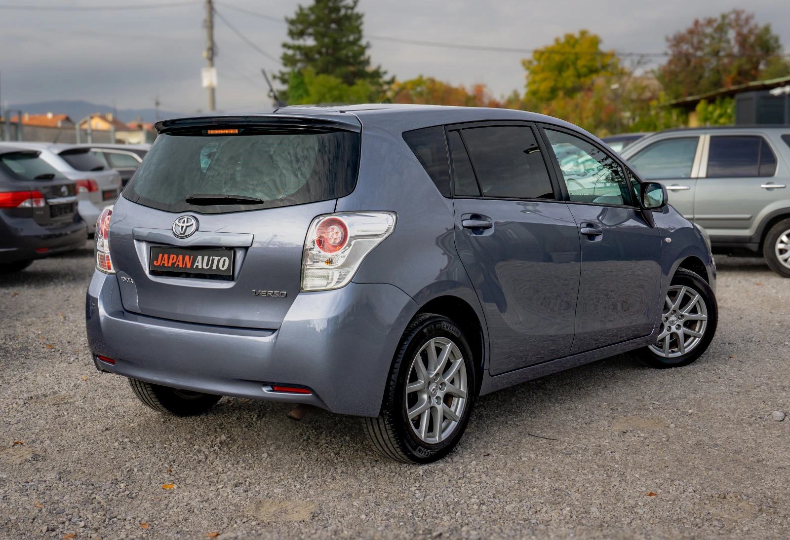 Toyota Verso 1.8 VVT-i | 7м. | PANO | KEYLESS | С ГАРАНЦИЯ!  - изображение 4