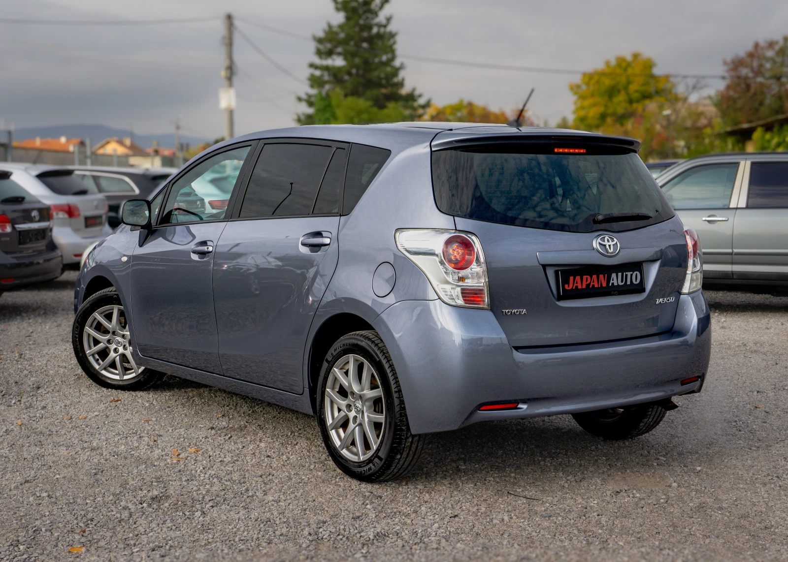 Toyota Verso 1.8 VVT-i | 7м. | PANO | KEYLESS | С ГАРАНЦИЯ!  - изображение 6