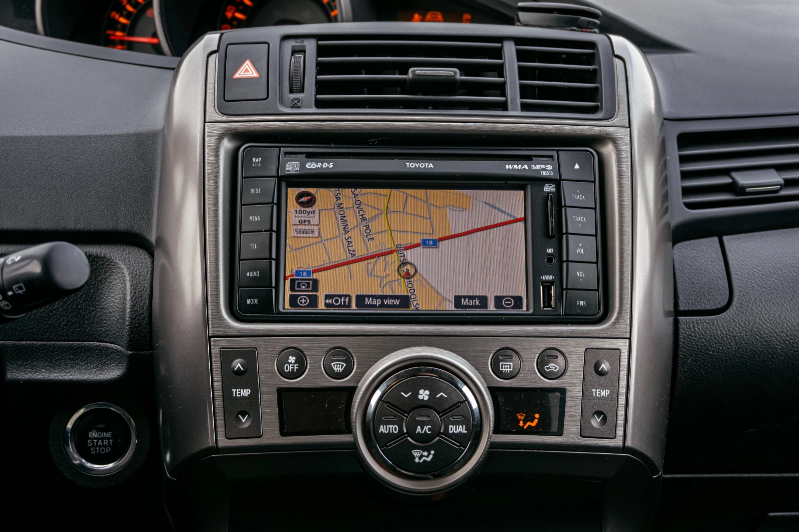 Toyota Verso 1.8 VVT-i | 7. | PANO | KEYLESS |  !  | Mobile.bg   11