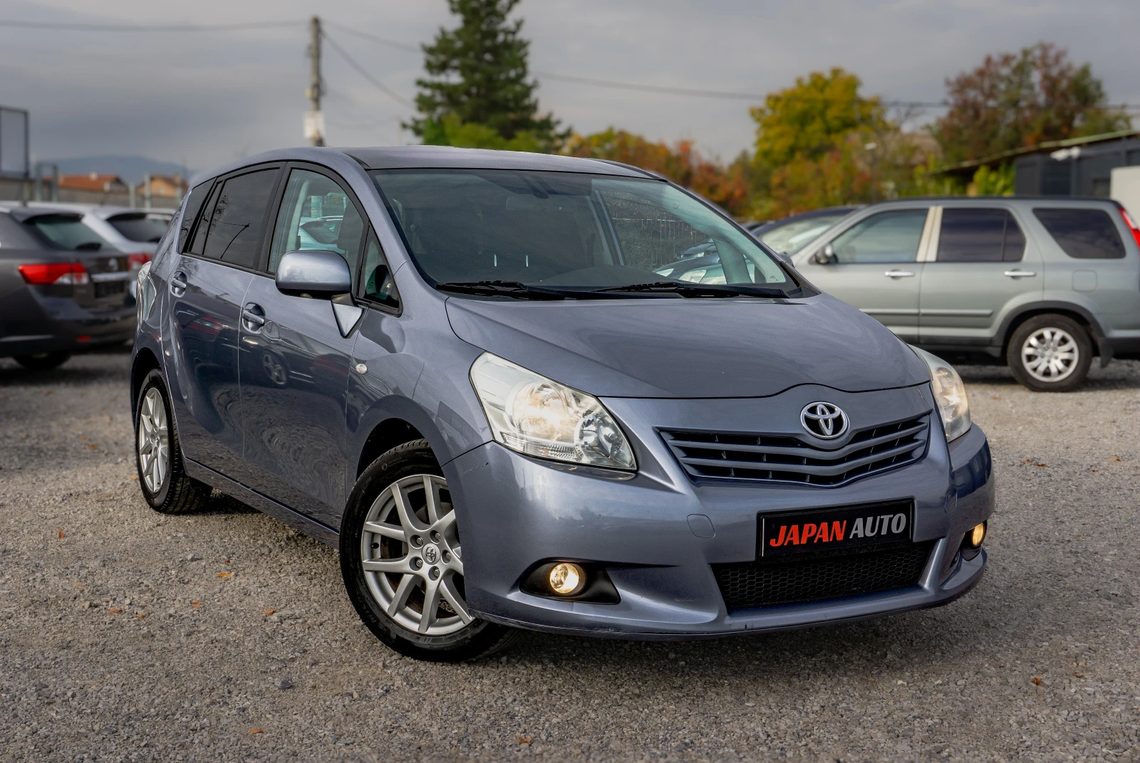 Toyota Verso 1.8 VVT-i | 7м. | PANO | KEYLESS | С ГАРАНЦИЯ!  - изображение 3