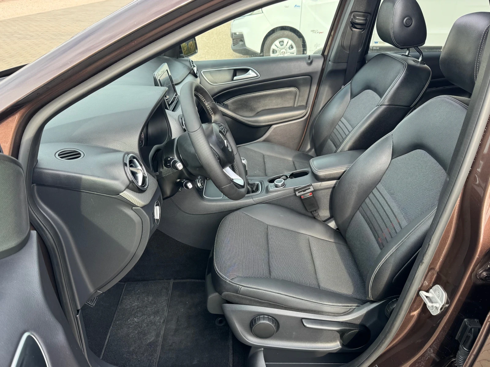 Mercedes-Benz B 180 1.5DCI EURO-6 PANORAMA CAMERA KOJA | Mobile.bg   9