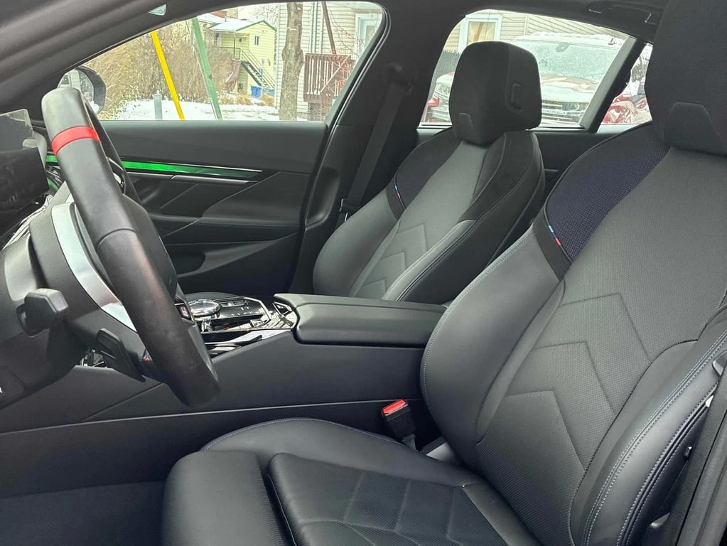 BMW i5 * M60 xDrive * CARFAX *    | Mobile.bg   13