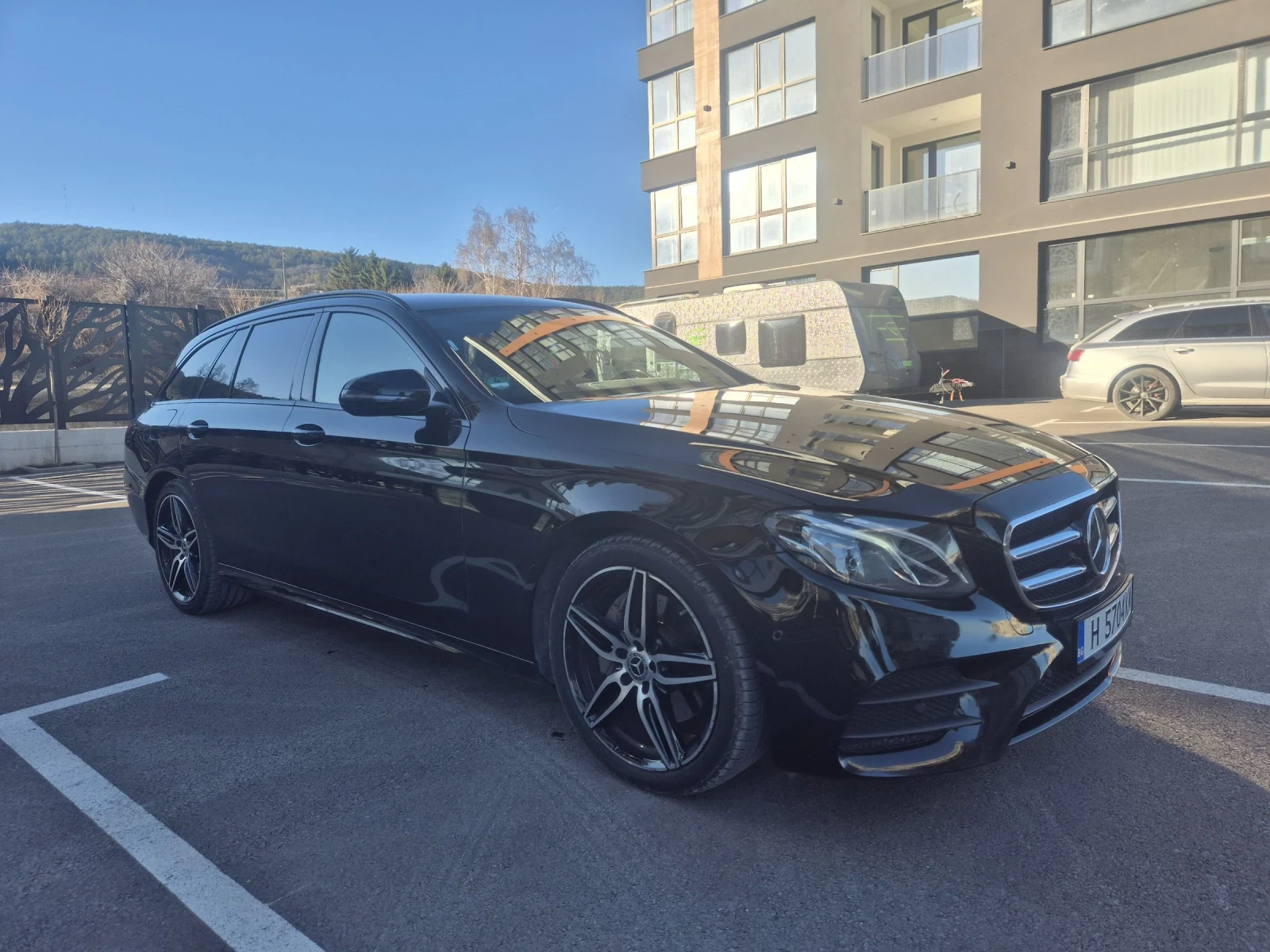 Mercedes-Benz E 220  - изображение 3