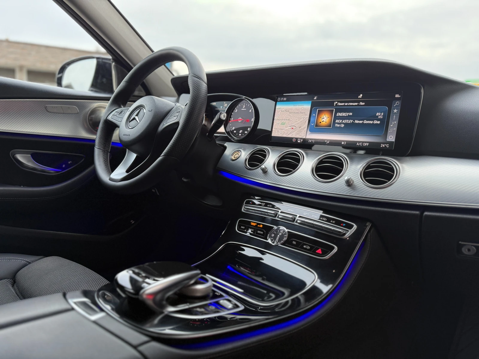 Mercedes-Benz E 220 All Terrain 6 МЕСЕЦА ГАРАНЦИЯ/195к.с. 4 Matic - изображение 10