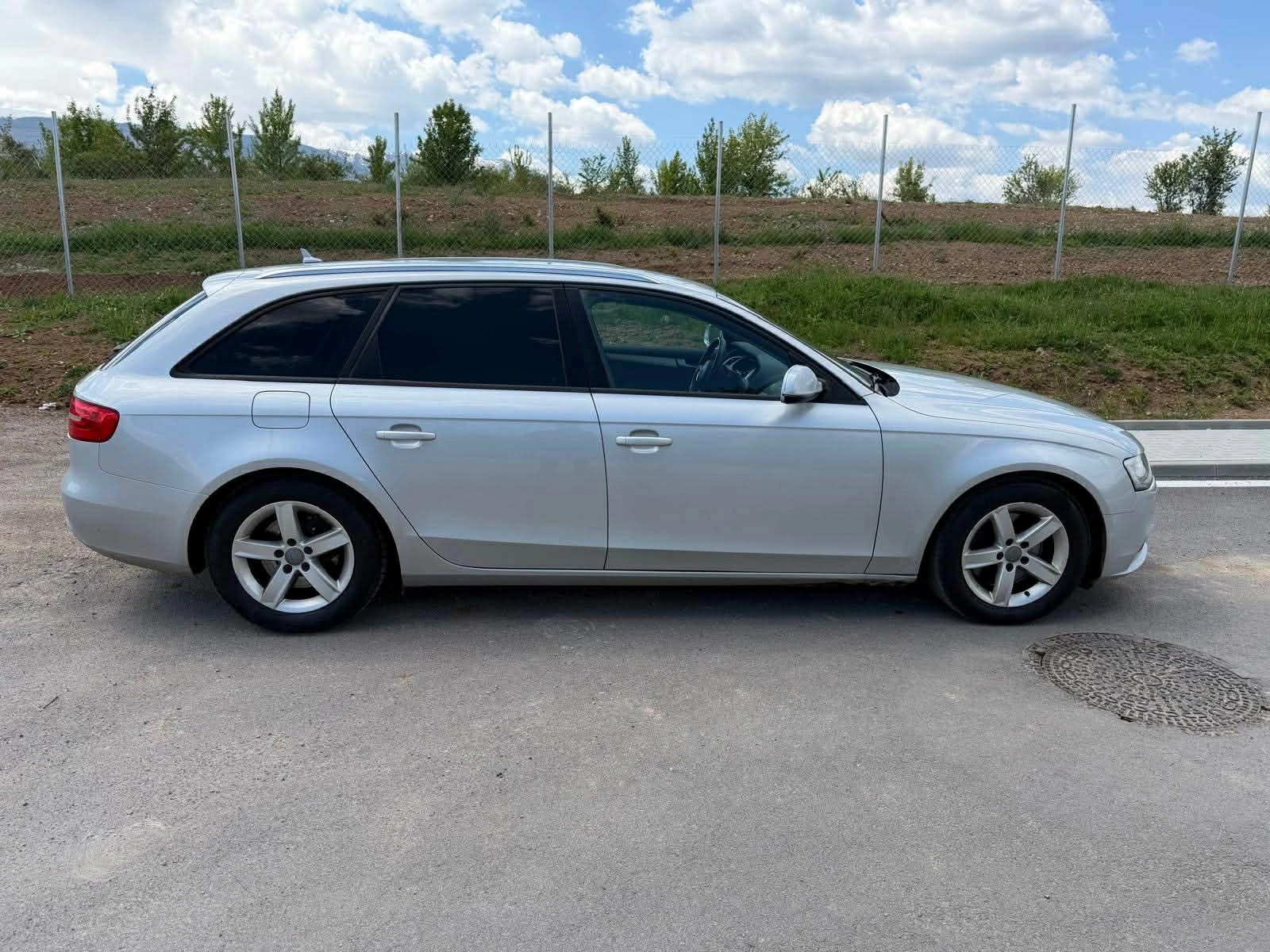 Audi A4 2.0 TDI, снимка 4 - Автомобили и джипове - 54417358