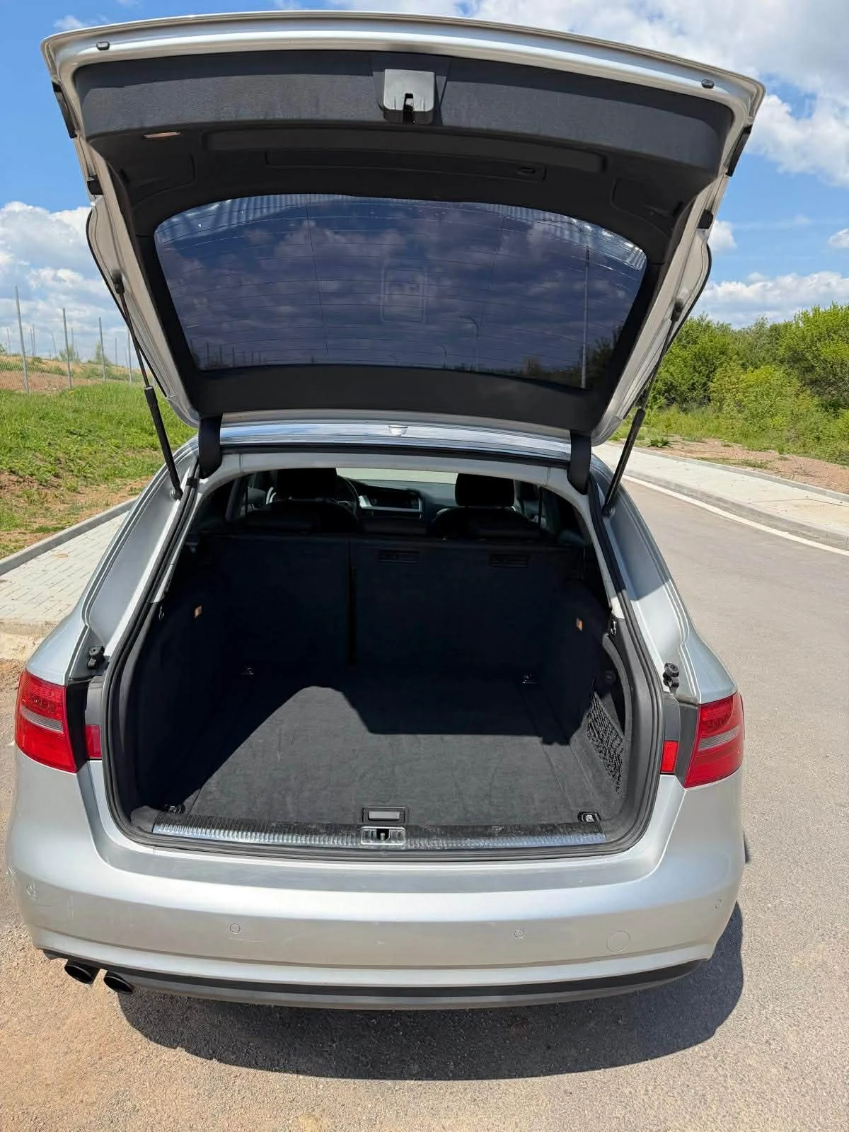 Audi A4 2.0 TDI, снимка 16 - Автомобили и джипове - 54417358
