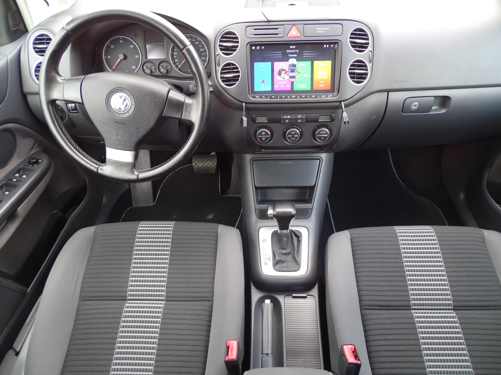 VW Golf Plus 1.9TDI_DSG_UNITED_* , снимка 11 - Автомобили и джипове - 54638556