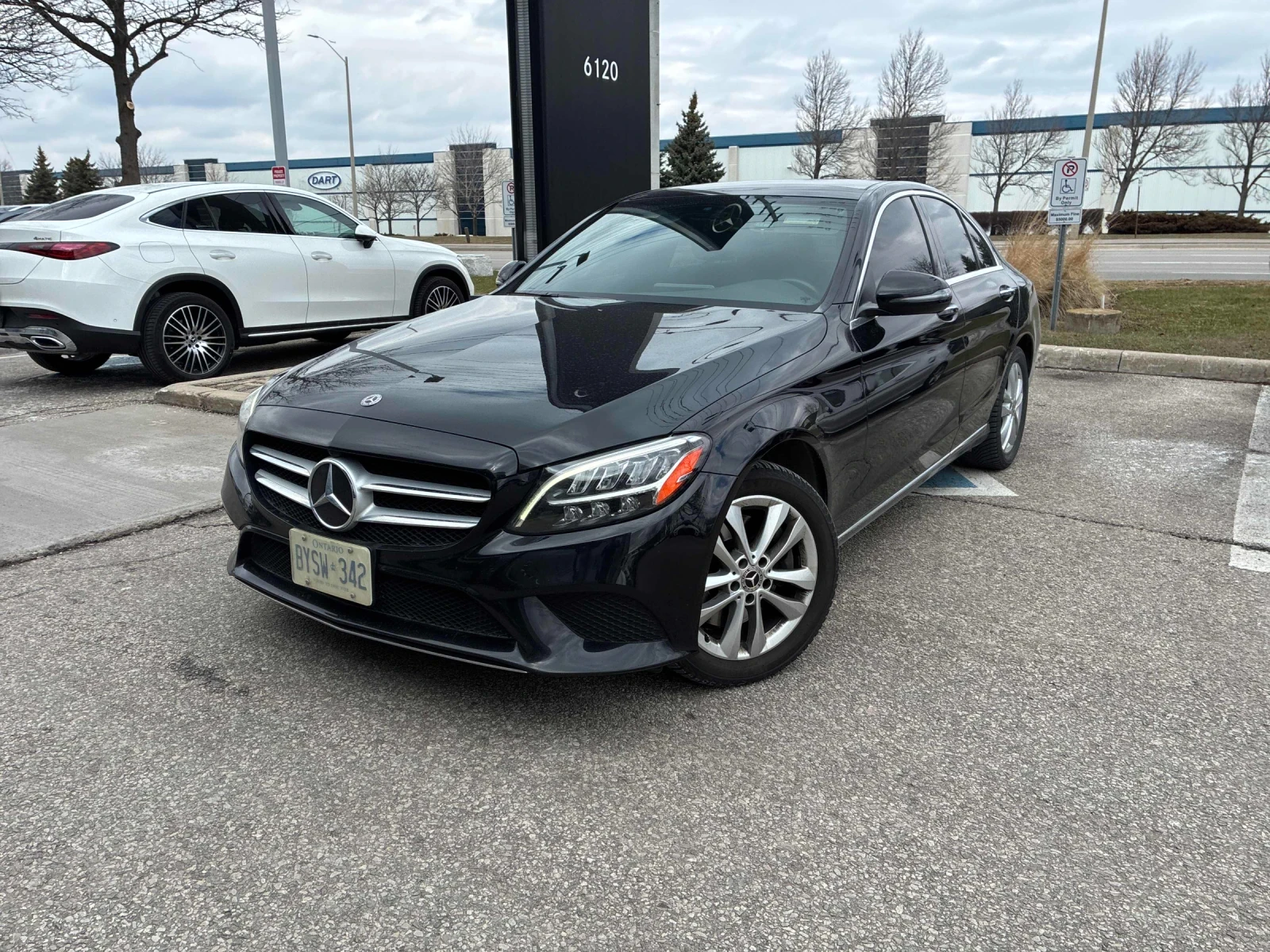Mercedes-Benz C 300, снимка 2 - Автомобили и джипове - 54980571