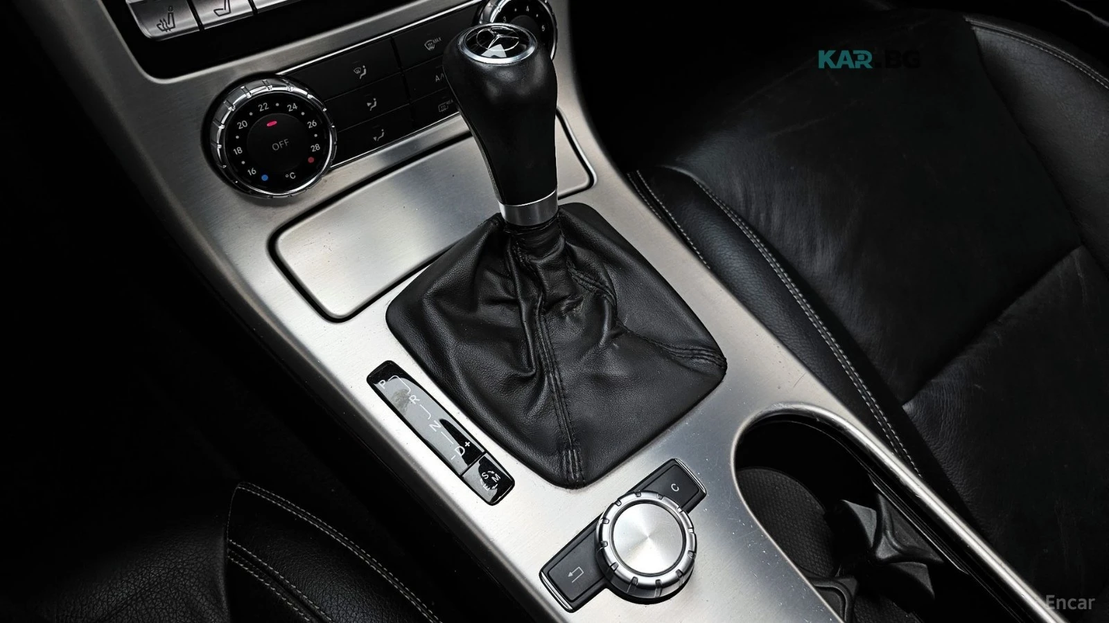 Mercedes-Benz SLK 200 BlueEfficiency* КОЖА* ОБДУХВ* , снимка 8 - Автомобили и джипове - 55068467
