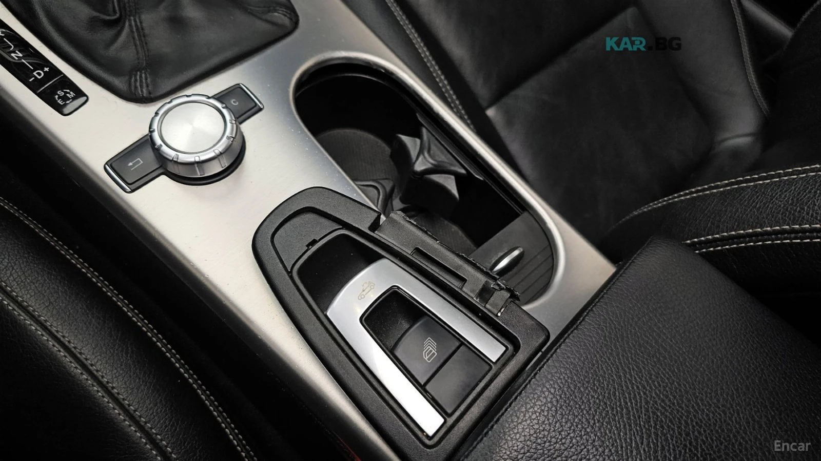 Mercedes-Benz SLK 200 BlueEfficiency* КОЖА* ОБДУХВ* , снимка 16 - Автомобили и джипове - 55068467