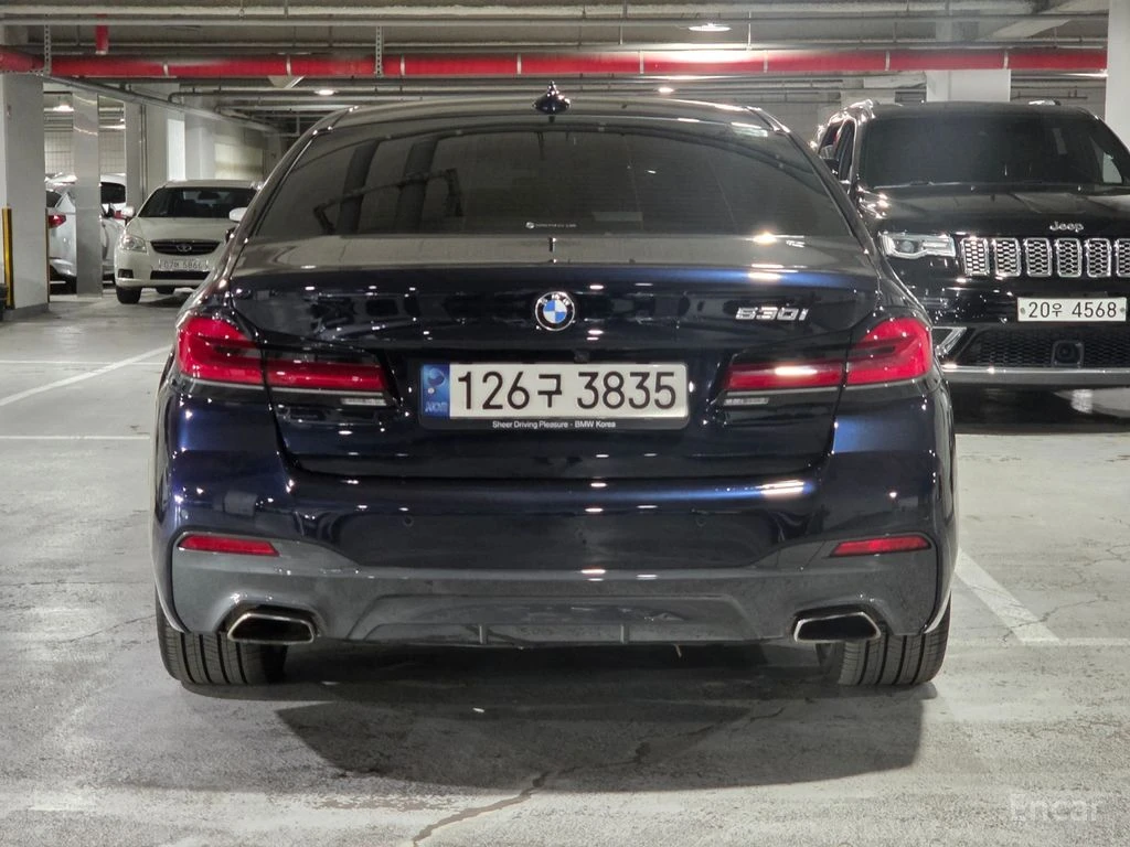 BMW 530 M* SPORT* ОБДУХВАНЕ* ХЕДЪП* 360КАМЕРА* LANE* ASSIS, снимка 4 - Автомобили и джипове - 55212295