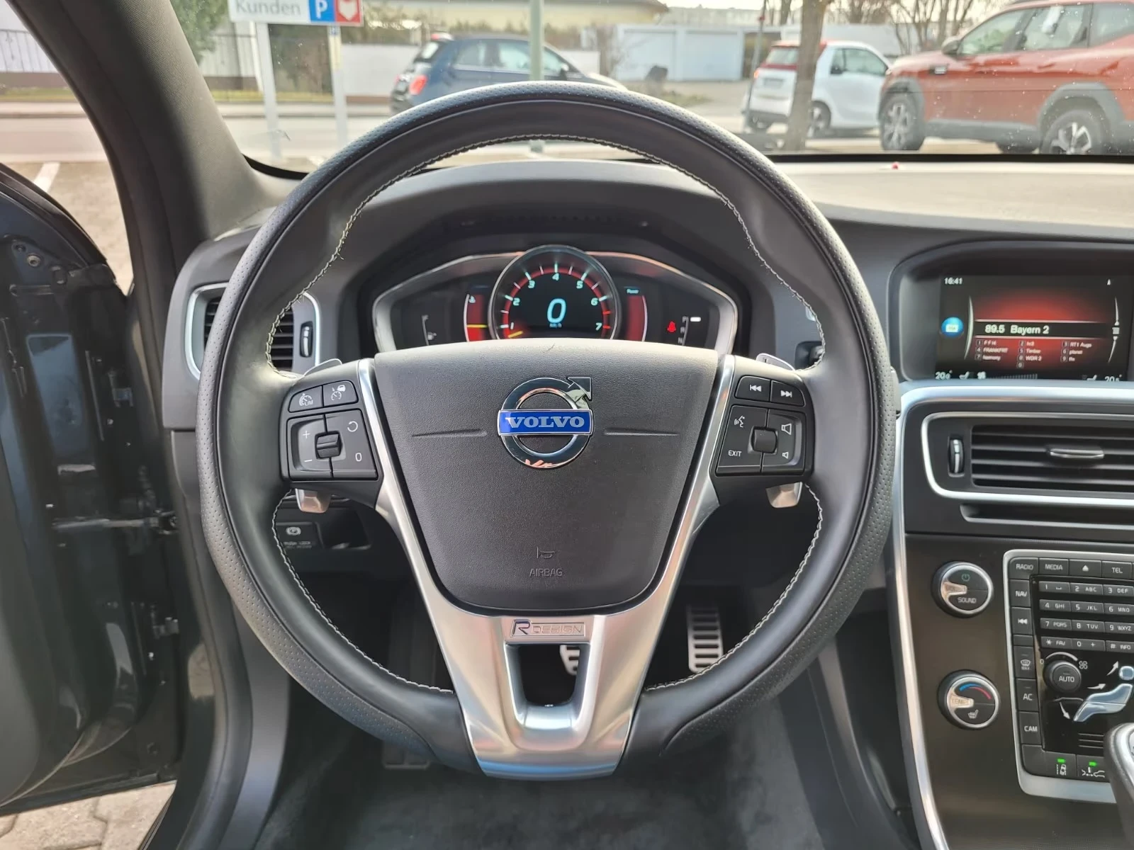 Volvo S60 T6 Rdesign 305kc, снимка 11 - Автомобили и джипове - 55683417