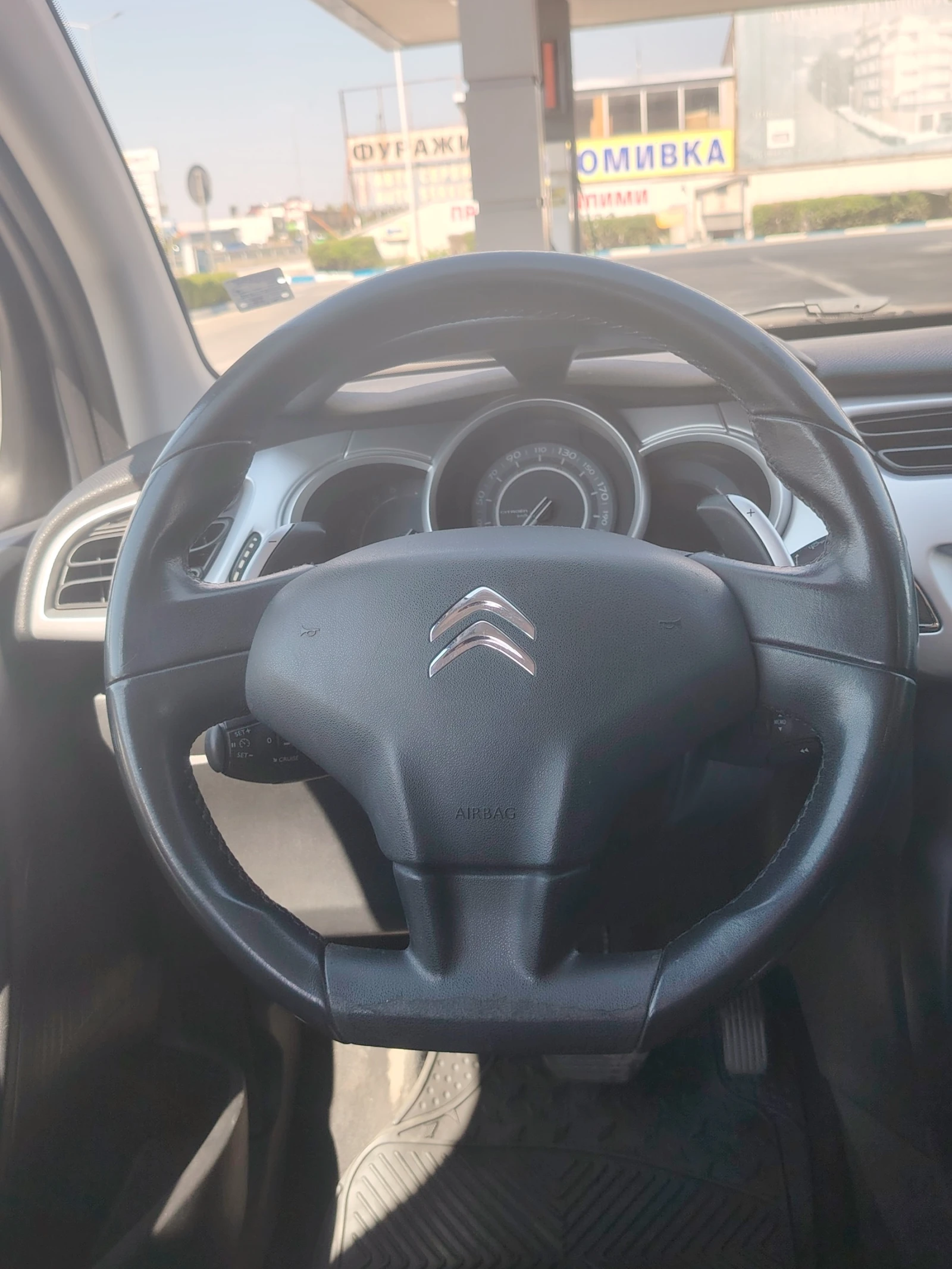 Citroen C3 1.4 I, снимка 6 - Автомобили и джипове - 56157280
